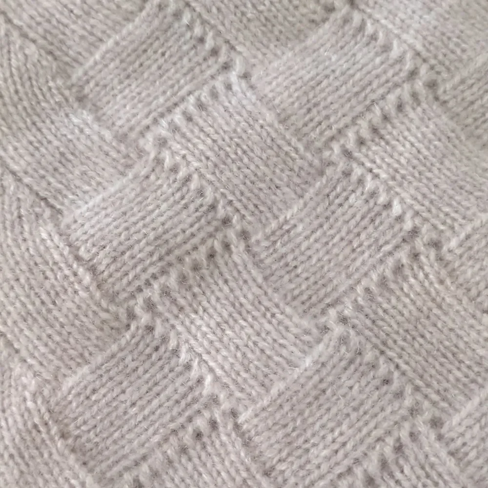 Rani Arabella cashmere vest sweater - Picture 2 of 6